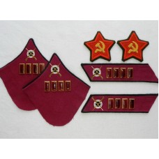 ПОЛКОВОЙ КОМИССАР, петлицы и нарукавные знаки обр. 1940 г..